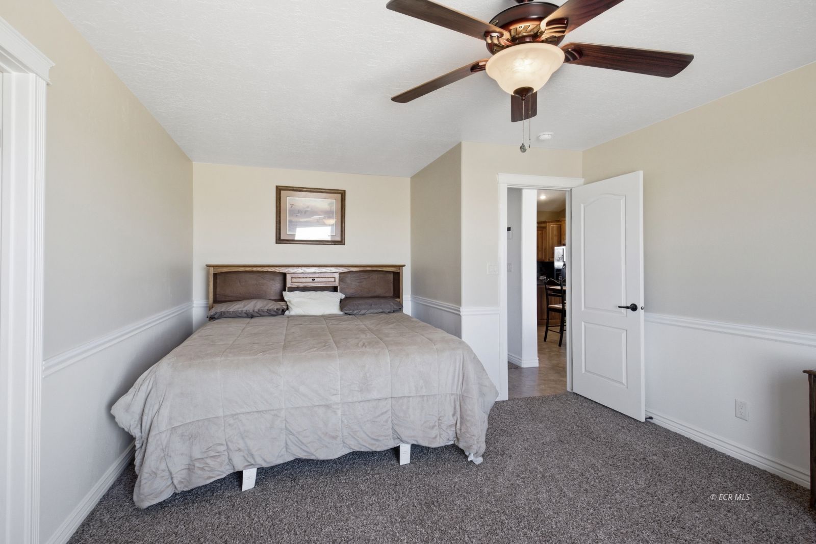 221 Glenvista Drive Property Photo 23