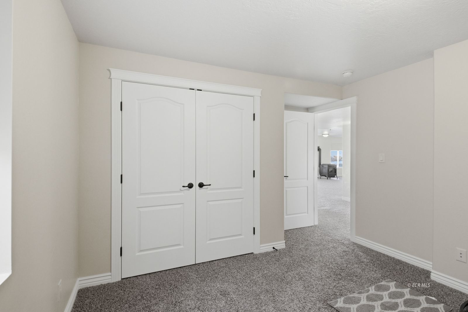 221 Glenvista Drive Property Photo 29
