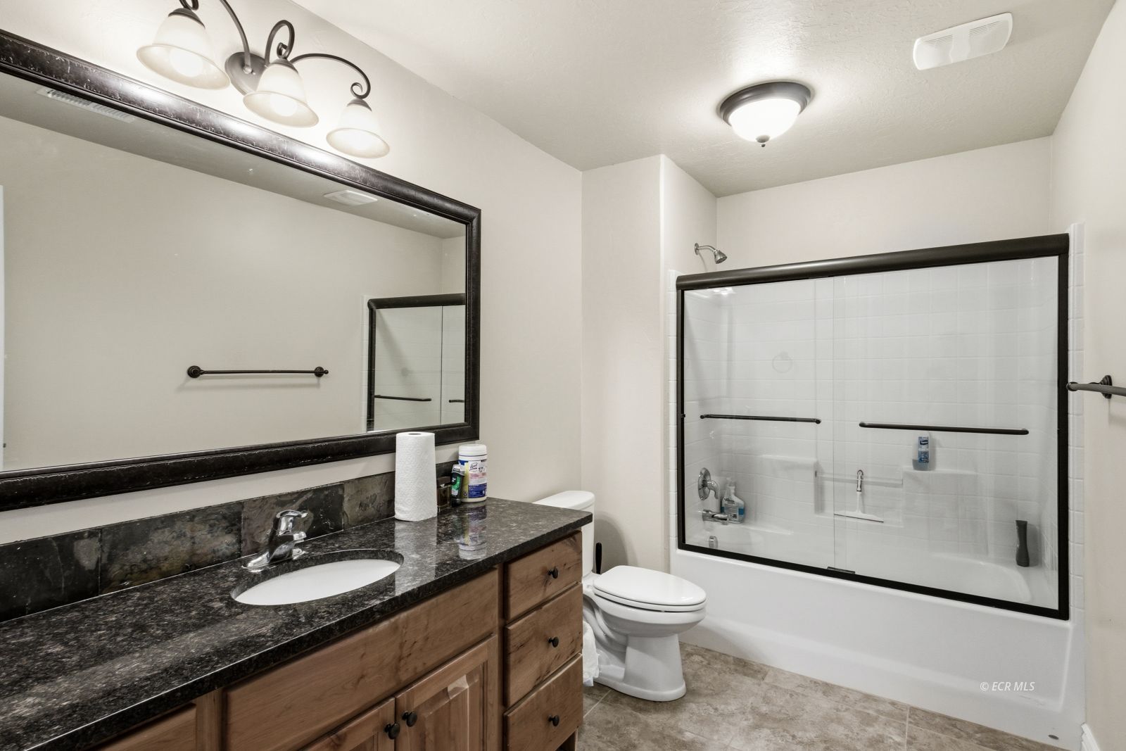 221 Glenvista Drive Property Photo 31