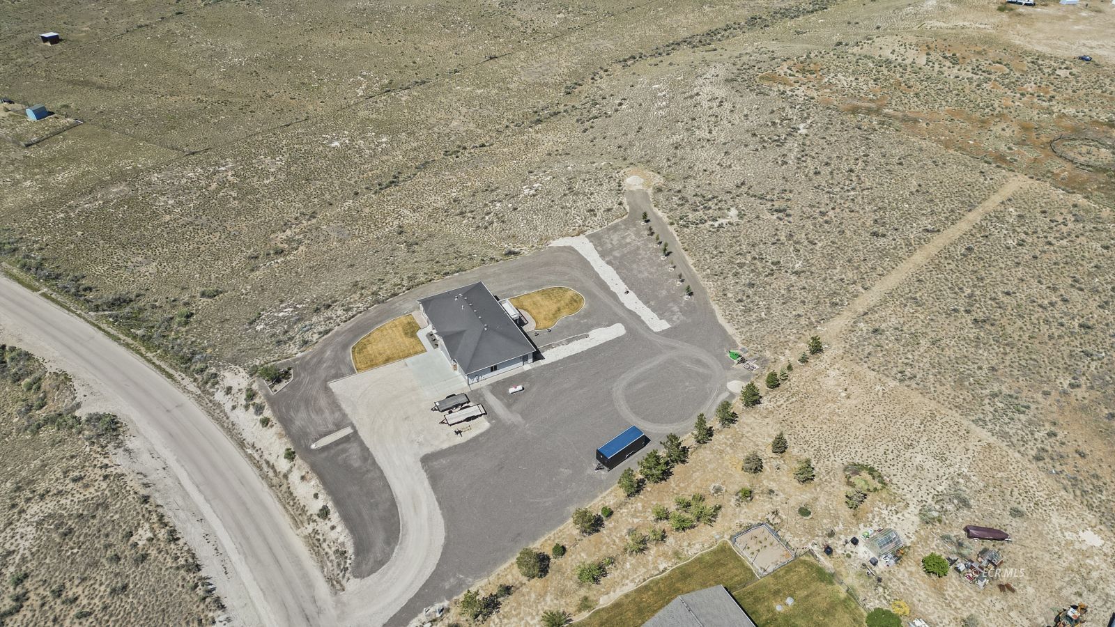 221 Glenvista Drive Property Photo 40