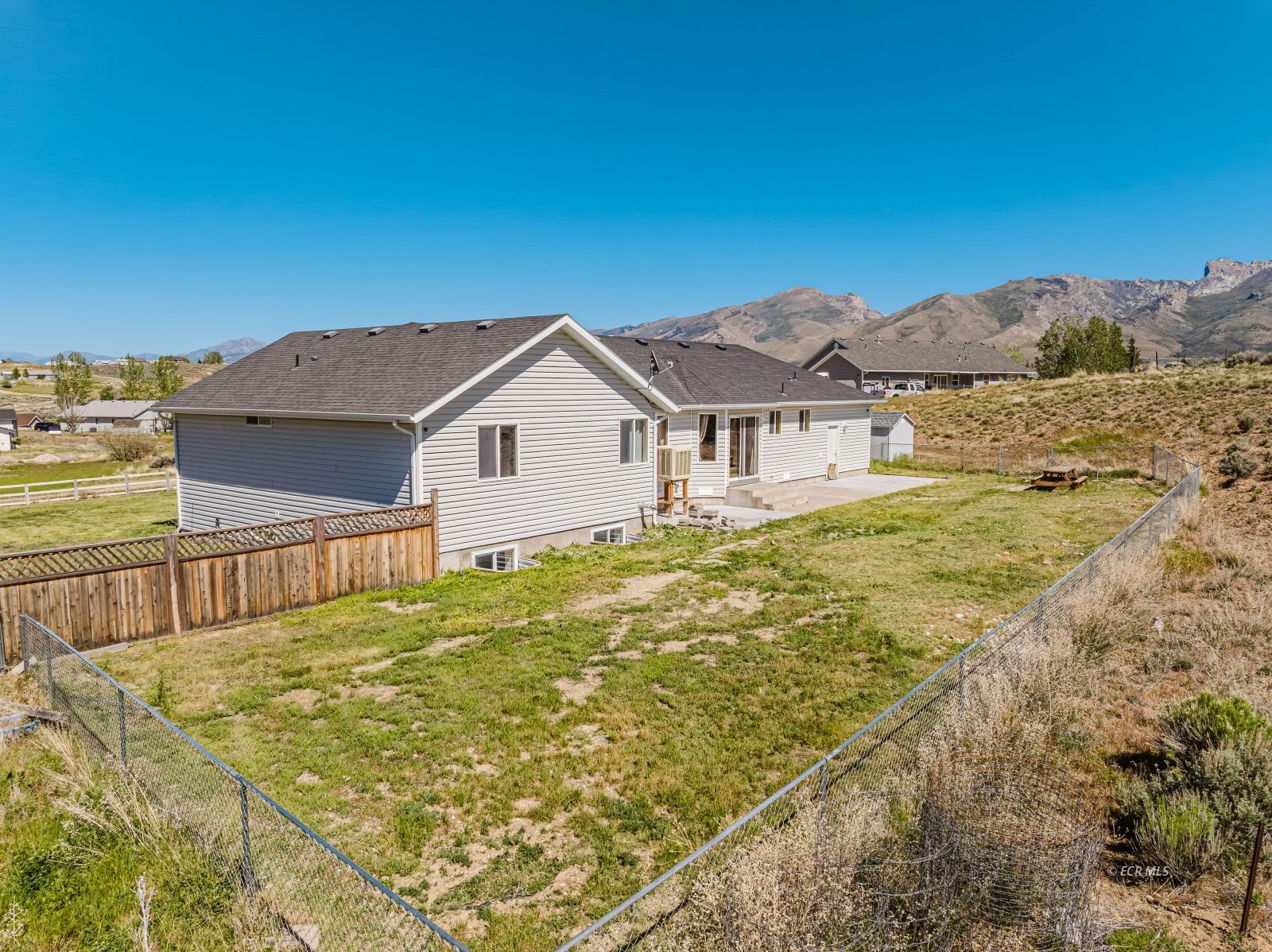 797 Thistle Drive Property Photo 33