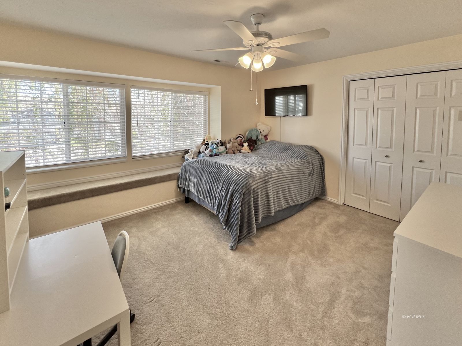 1927 Laxalt Way Property Photo 28
