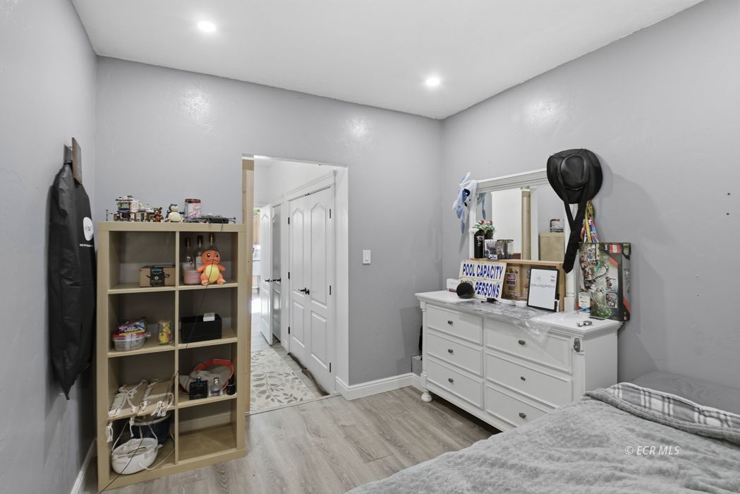 19 Lawndale Court Property Photo 18