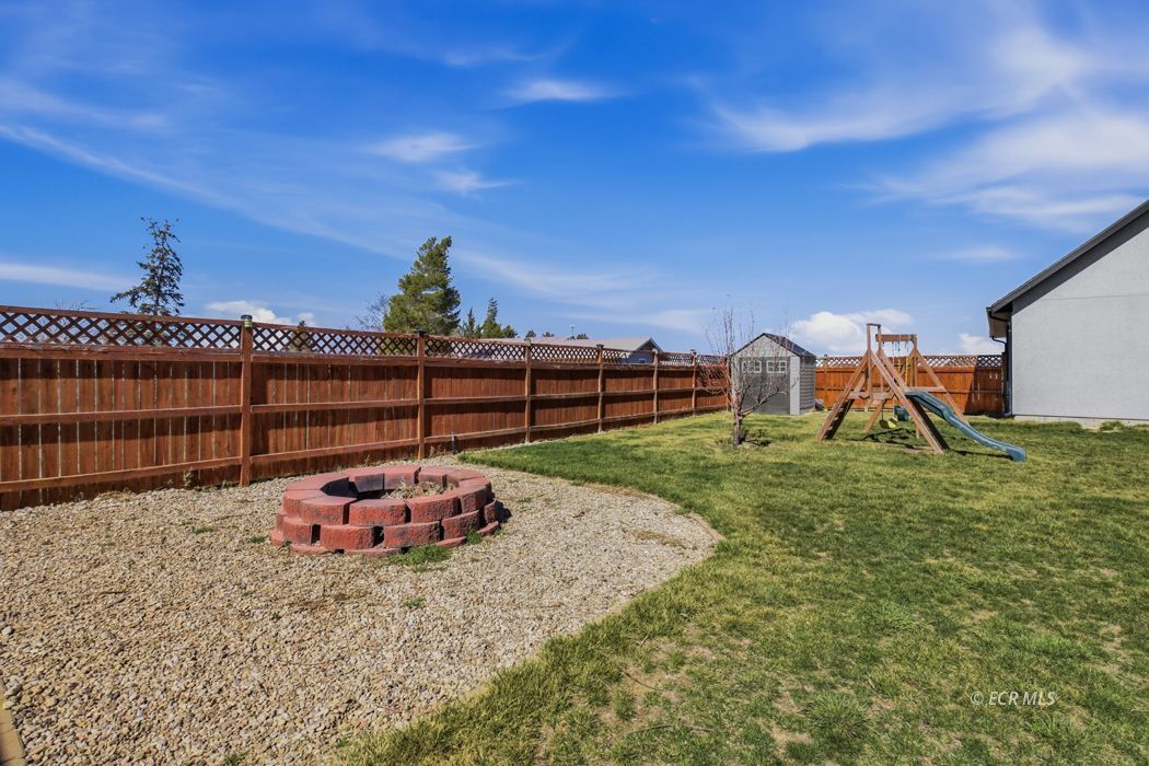 19 Lawndale Court Property Photo 33