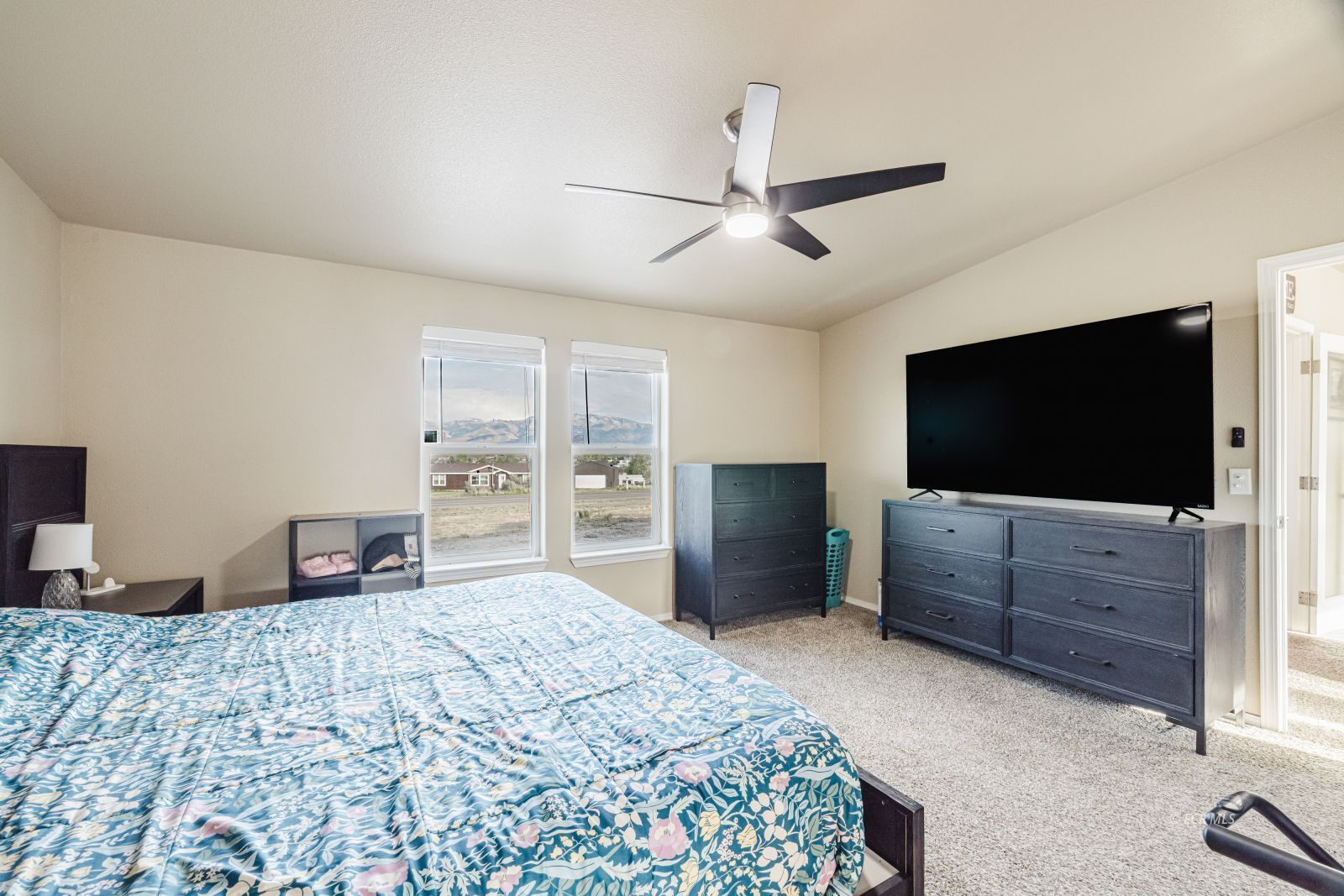 489 Spring Valley Parkway Property Photo 16