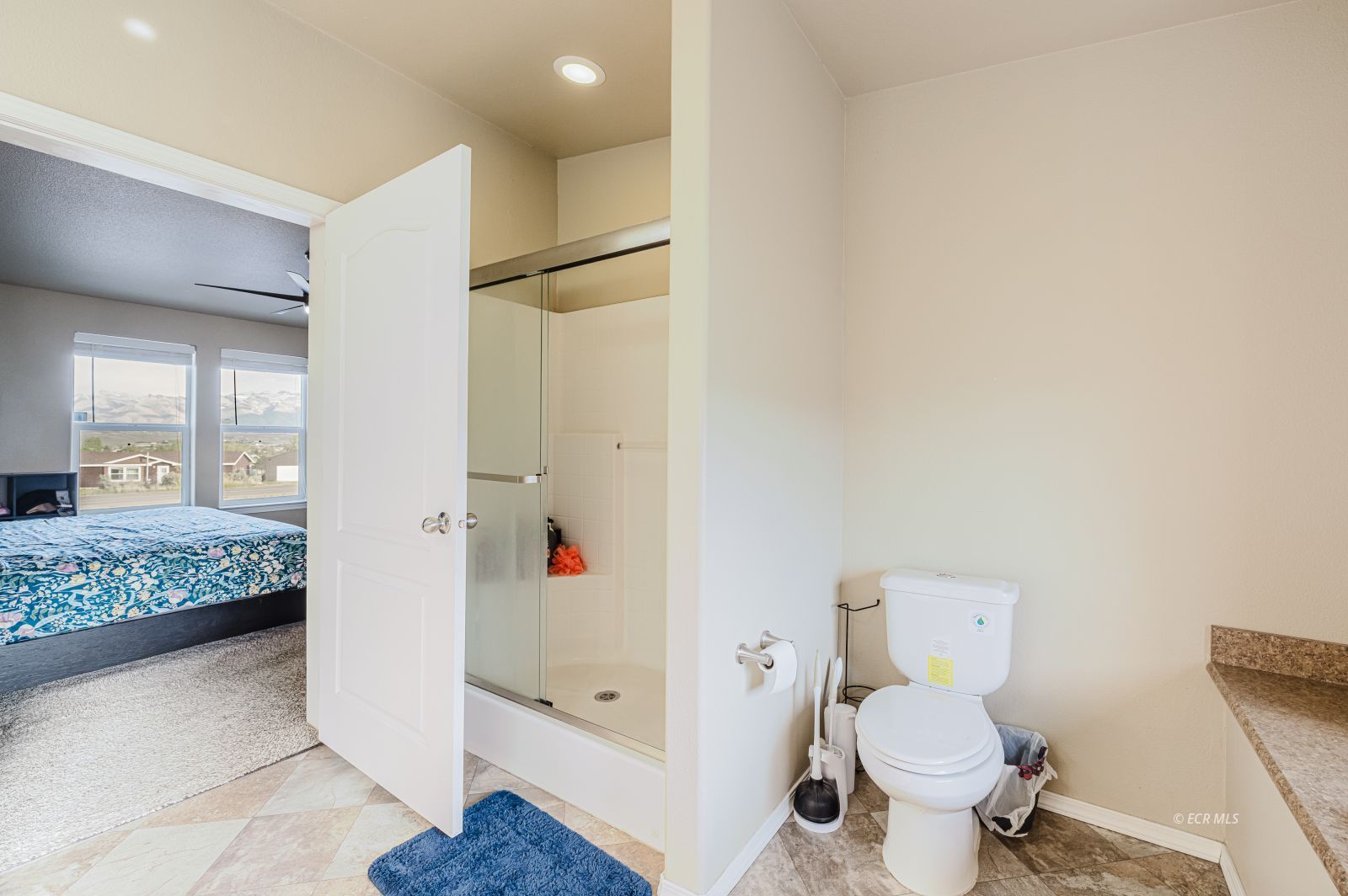 489 Spring Valley Parkway Property Photo 19