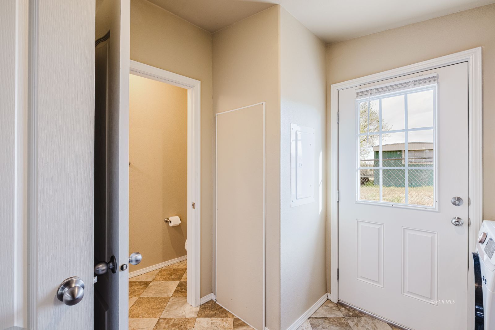 489 Spring Valley Parkway Property Photo 29