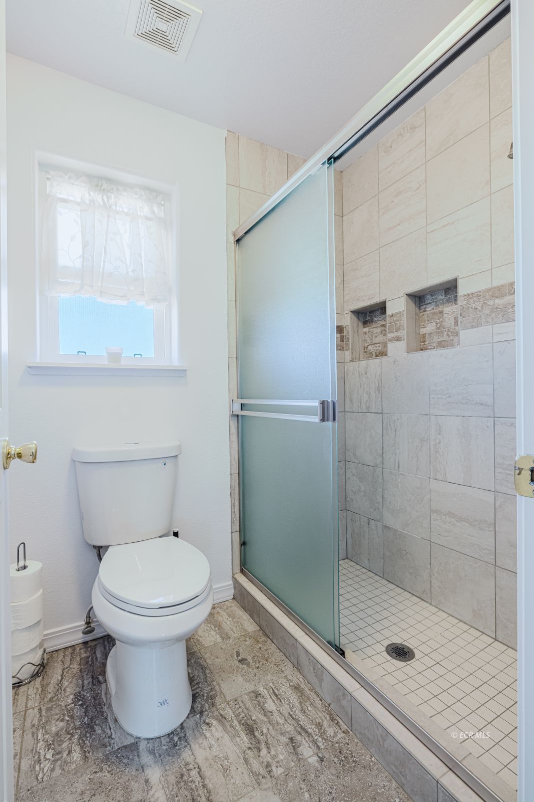 302 Glenvista Drive Property Photo 19