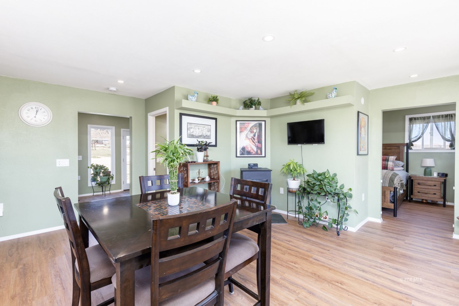 776 Rustic Court Property Photo 18