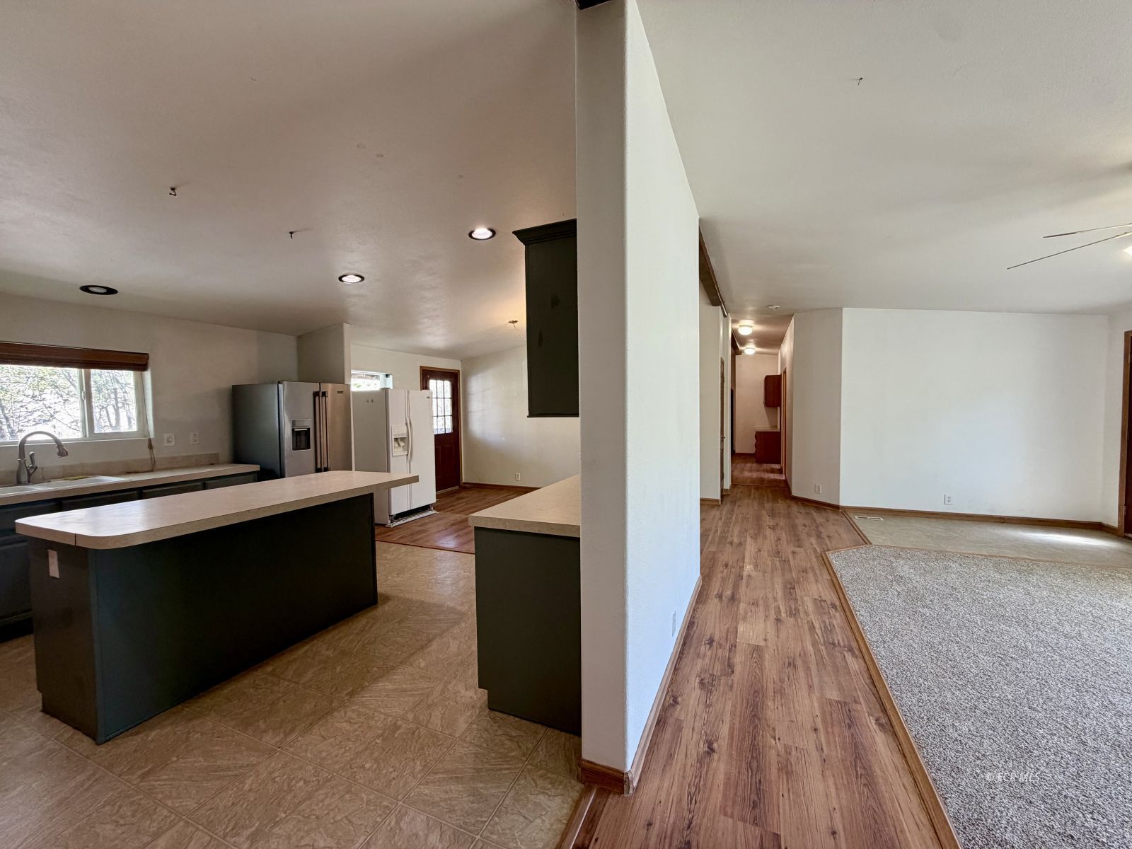 300 Nob Hill Avenue Property Photo 10