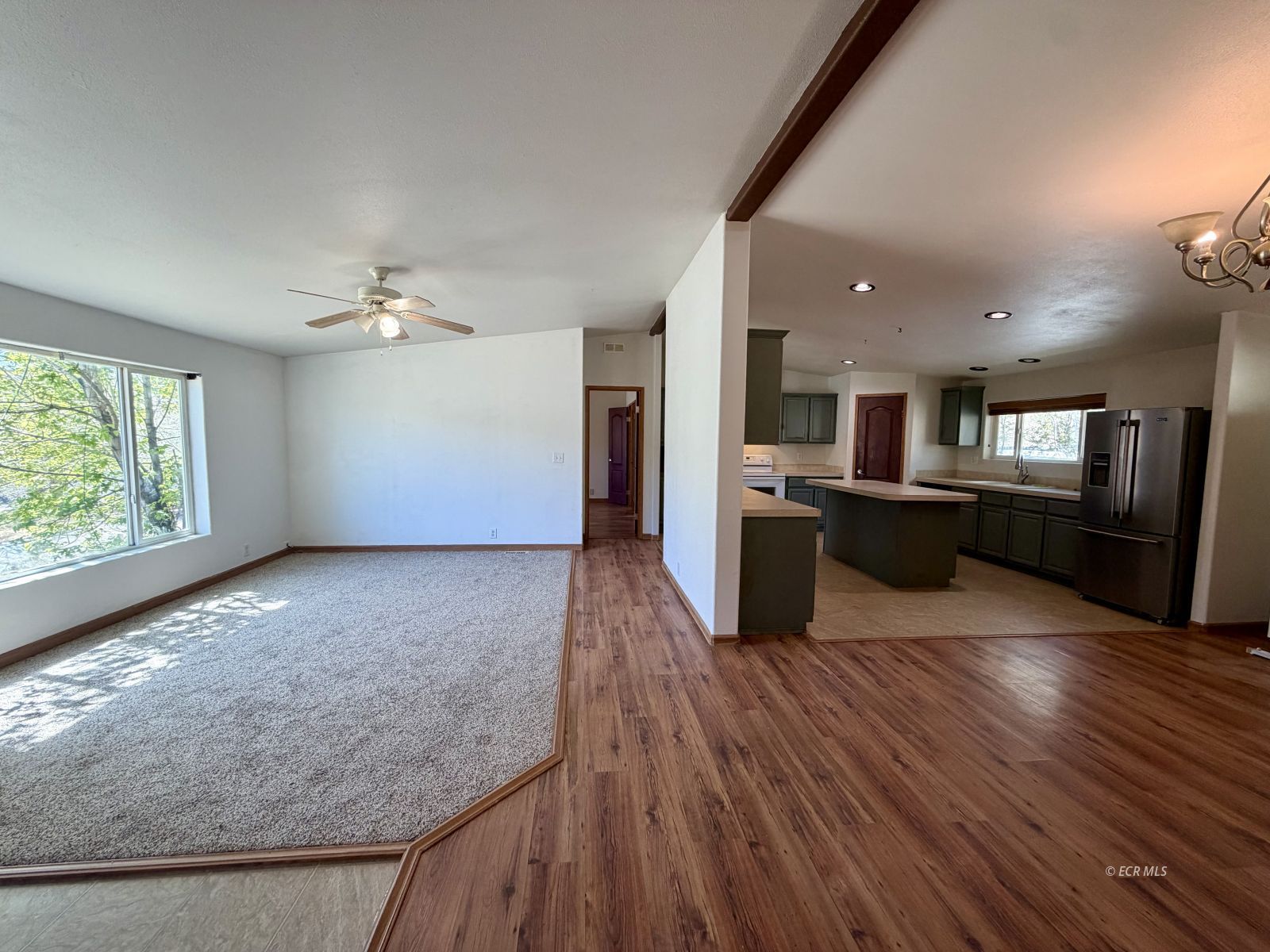 300 Nob Hill Avenue Property Photo 17