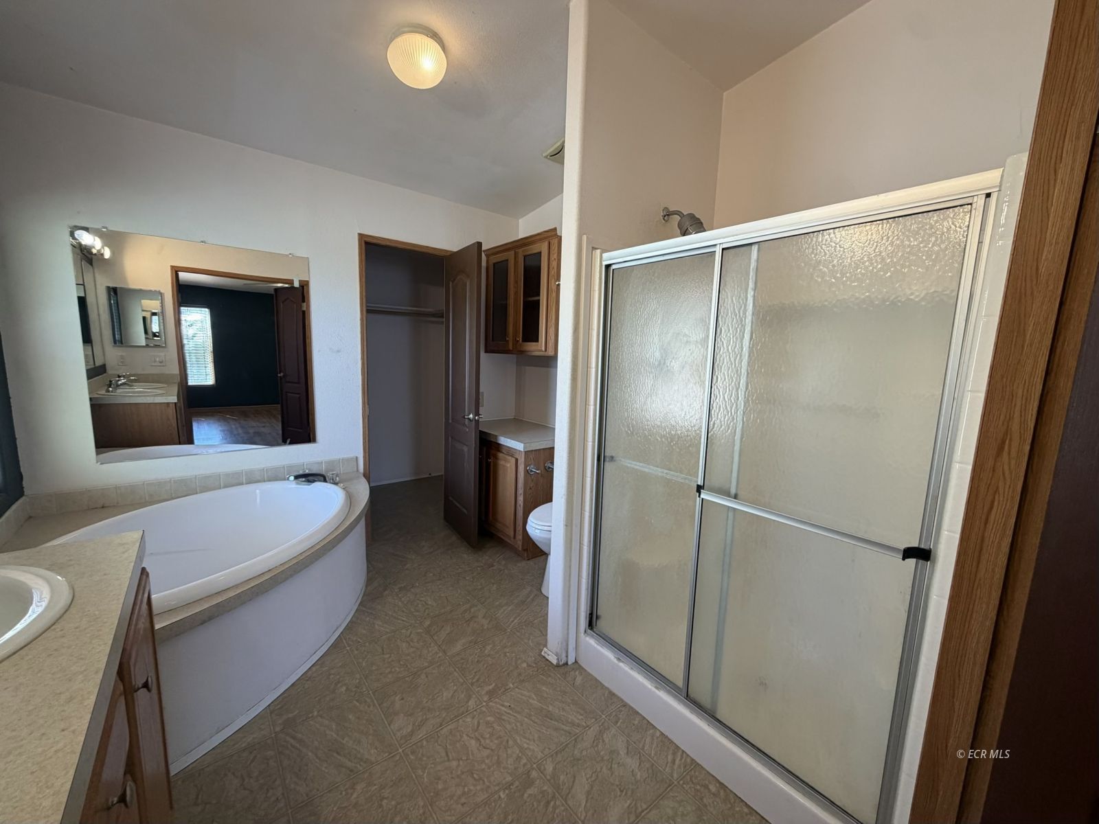 300 Nob Hill Avenue Property Photo 22