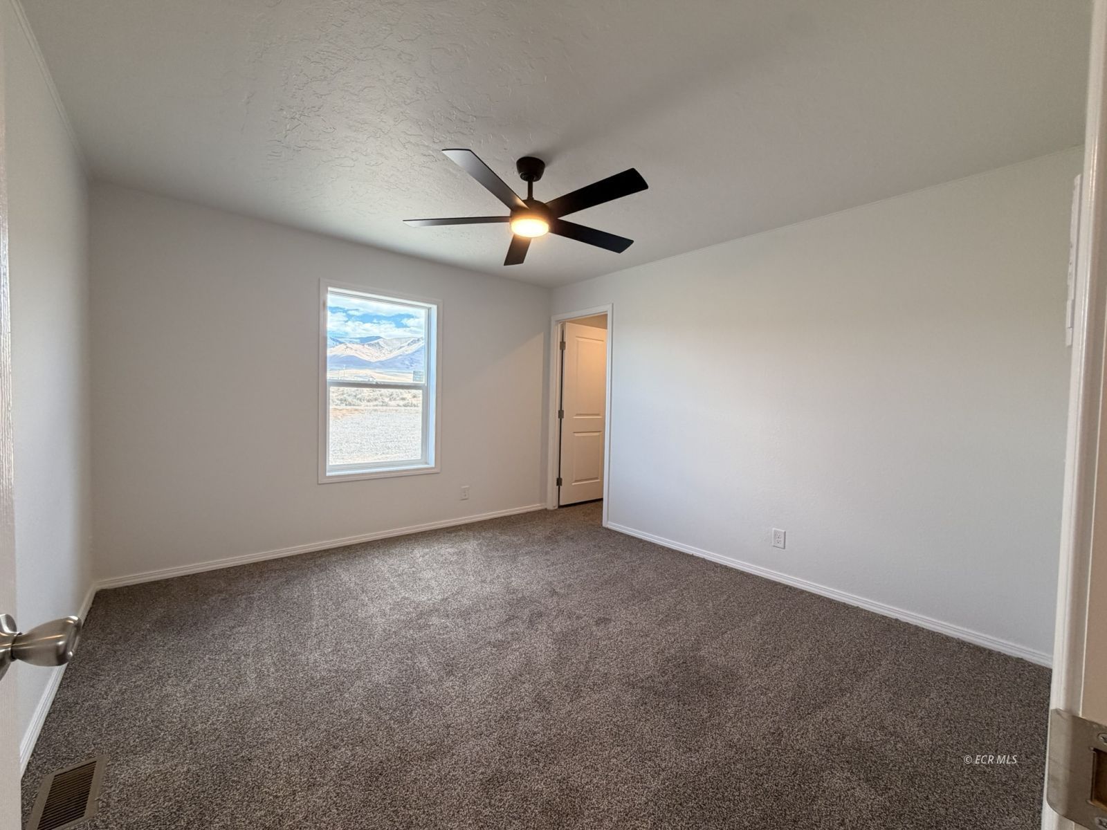 7610 Bea's View Drive Property Photo 13