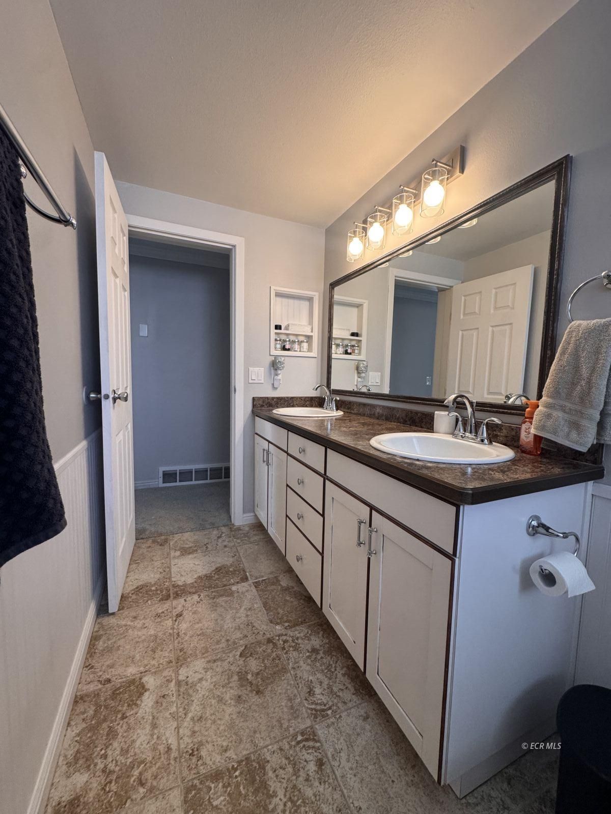 3309 Dux Avenue Property Photo 18