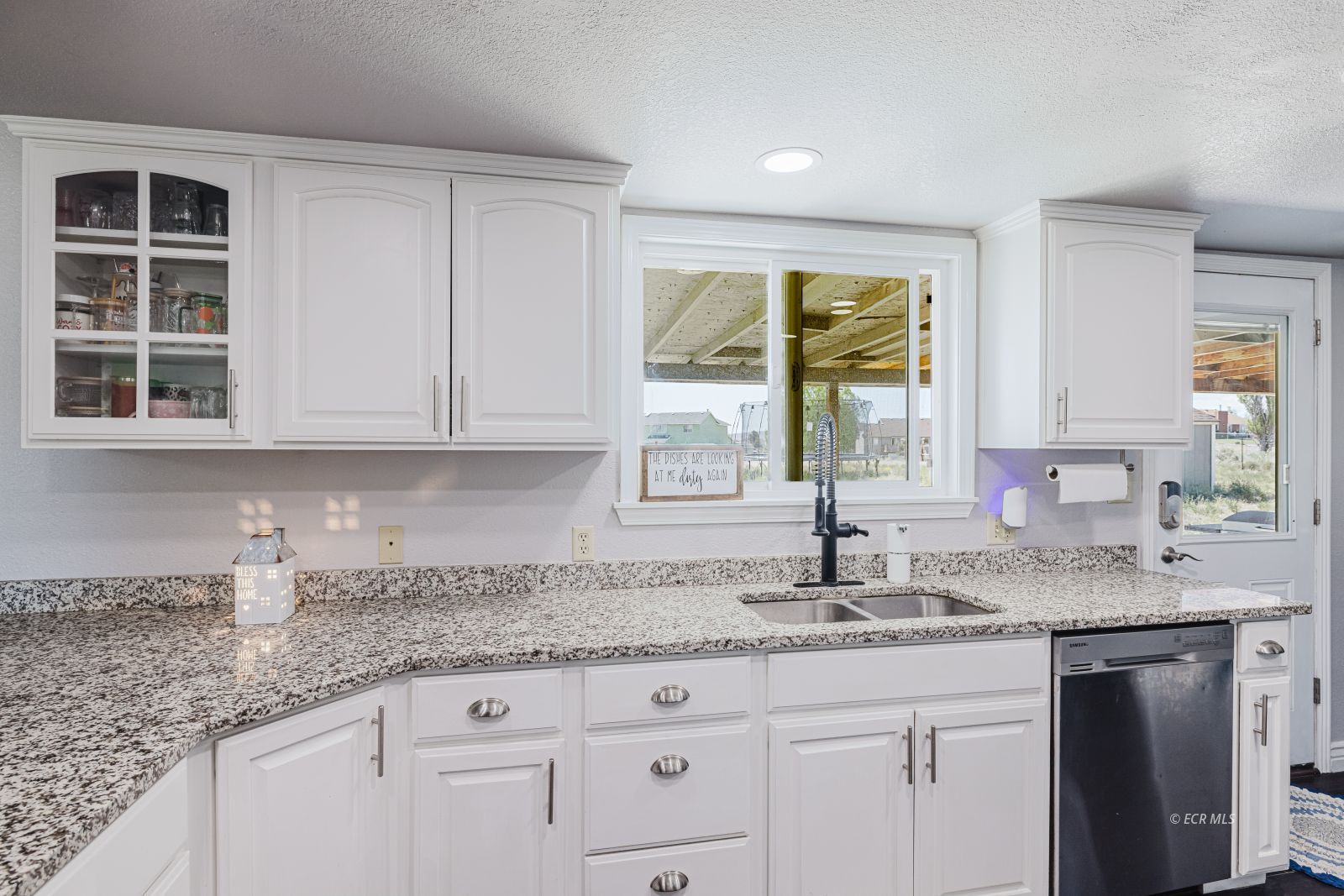 301 Lakeport Drive Property Photo 18