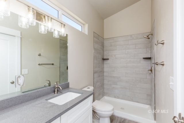 280 Fir Street Property Photo 12