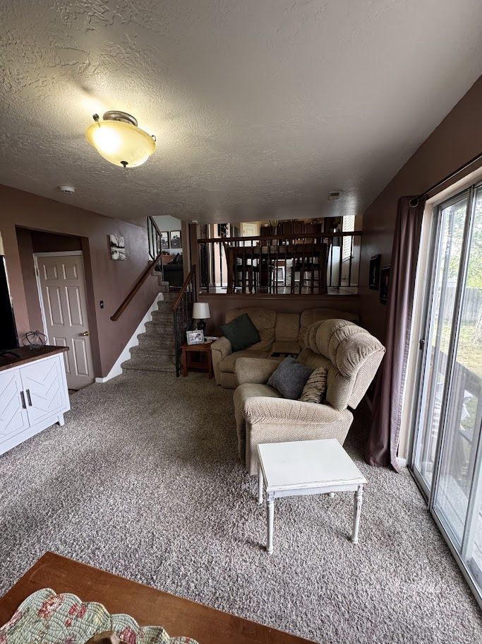 2424 Rodeo Court Property Photo 9