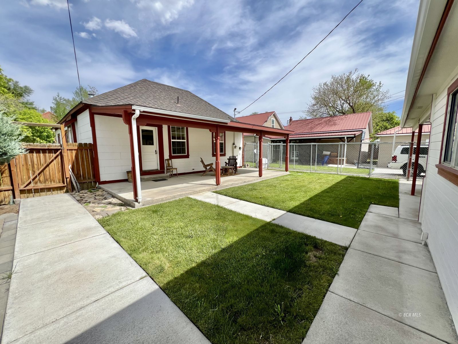 748 Juniper Street Property Photo 32