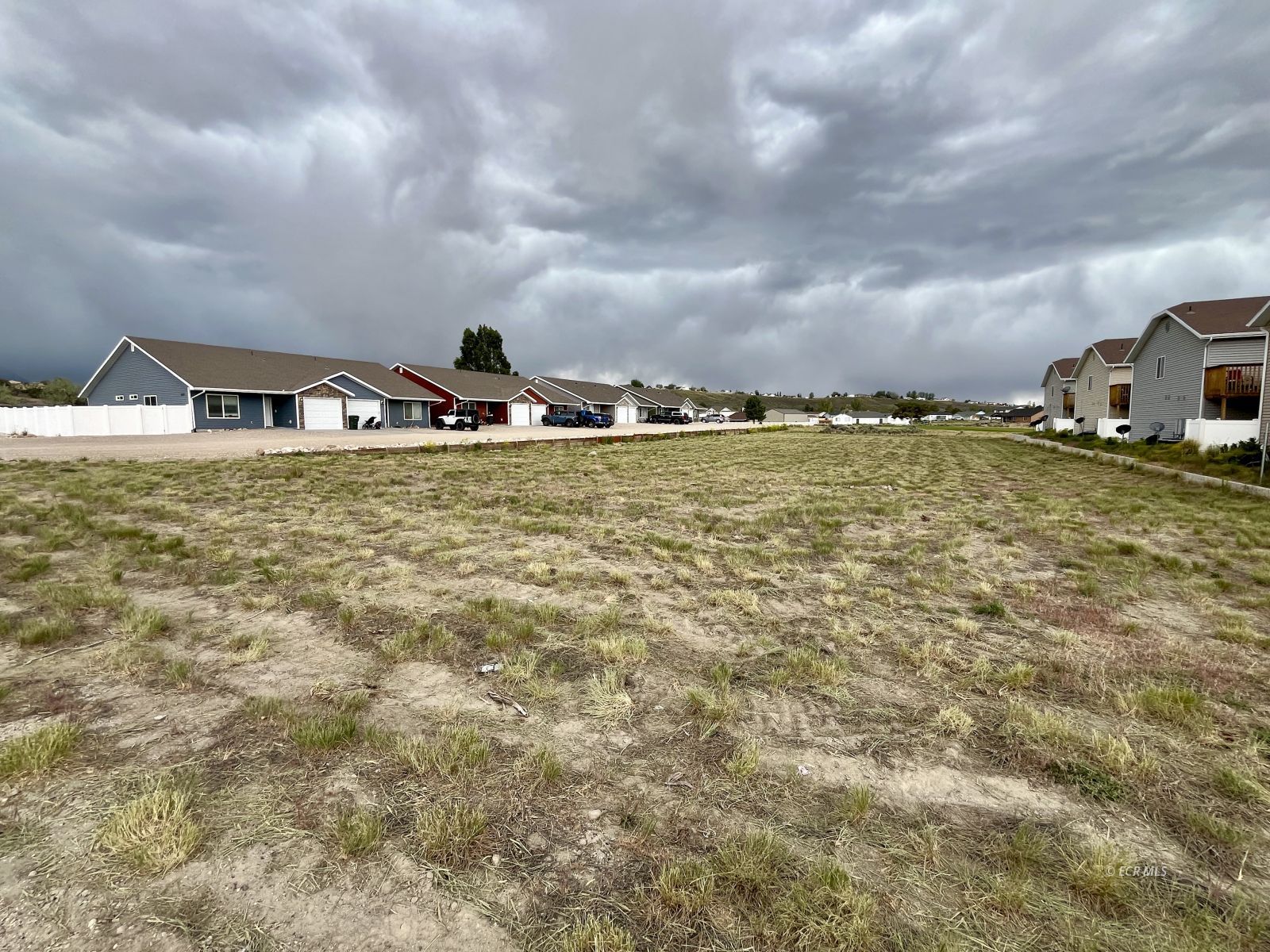 281 Country Club Parkway Property Photo 3