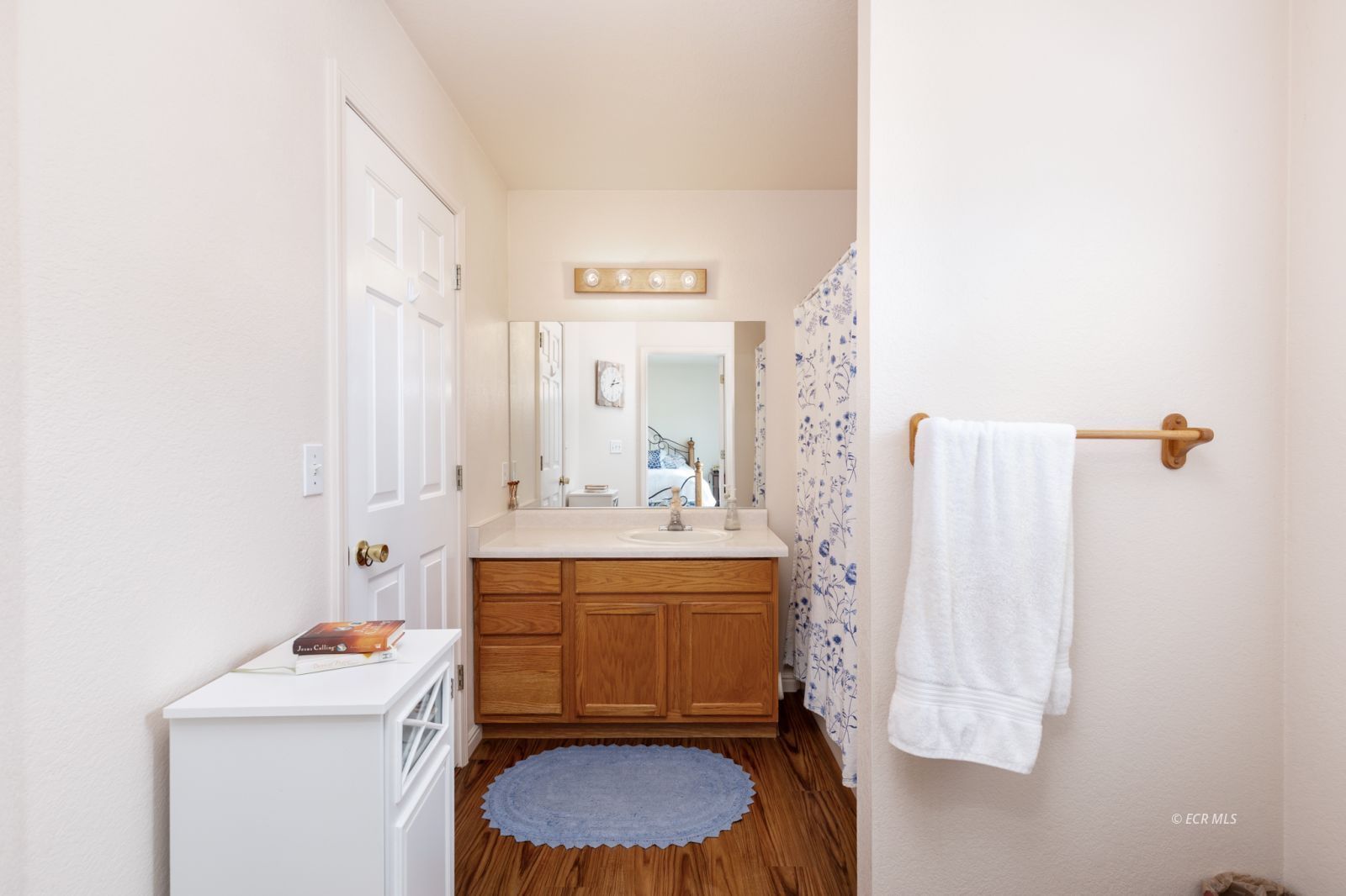 969 Oakmont Drive Property Photo 18