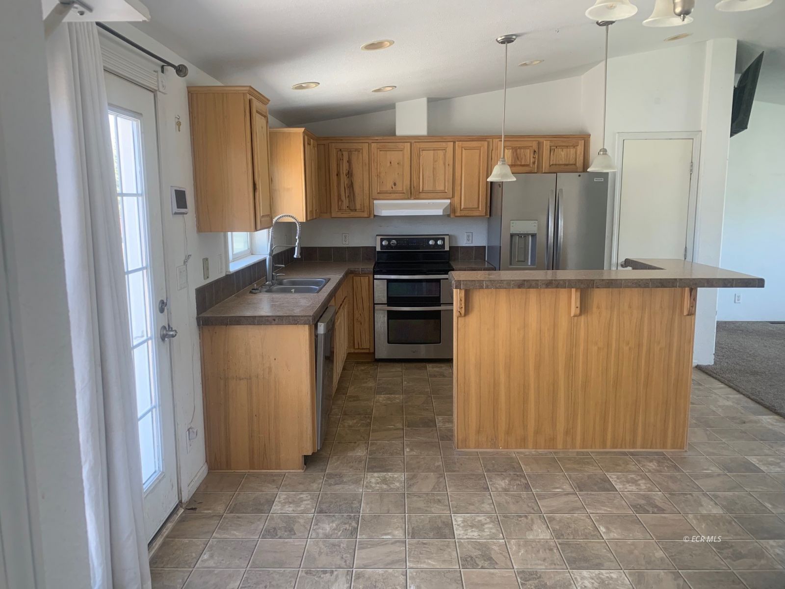 437 Moor Avenue Property Photo 8