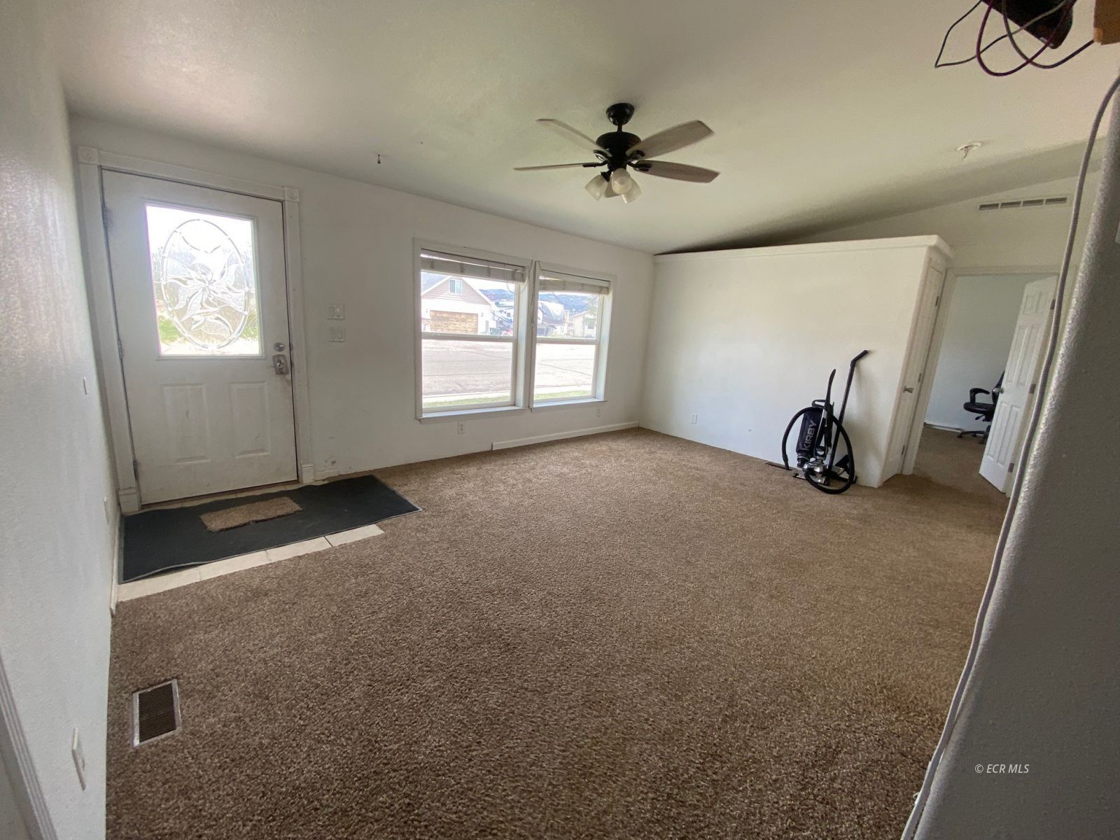 437 Moor Avenue Property Photo 12