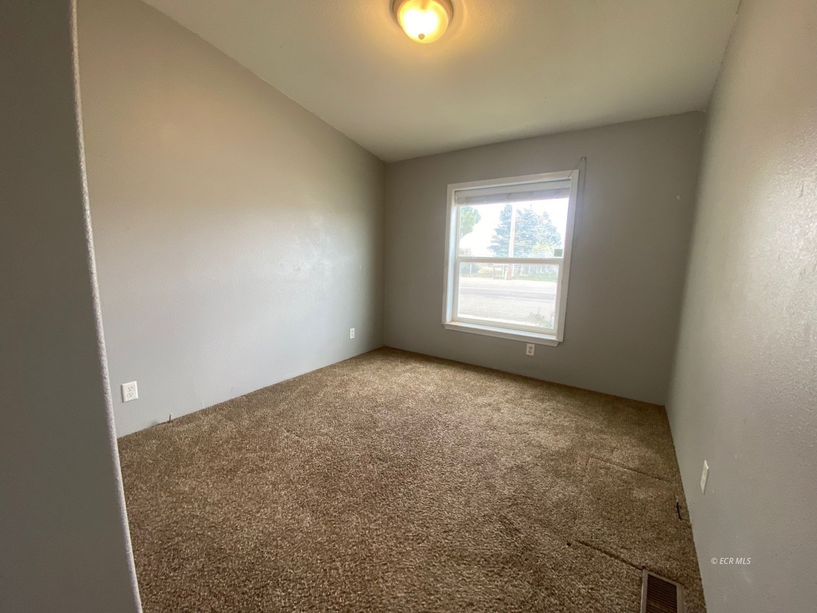 437 Moor Avenue Property Photo 16