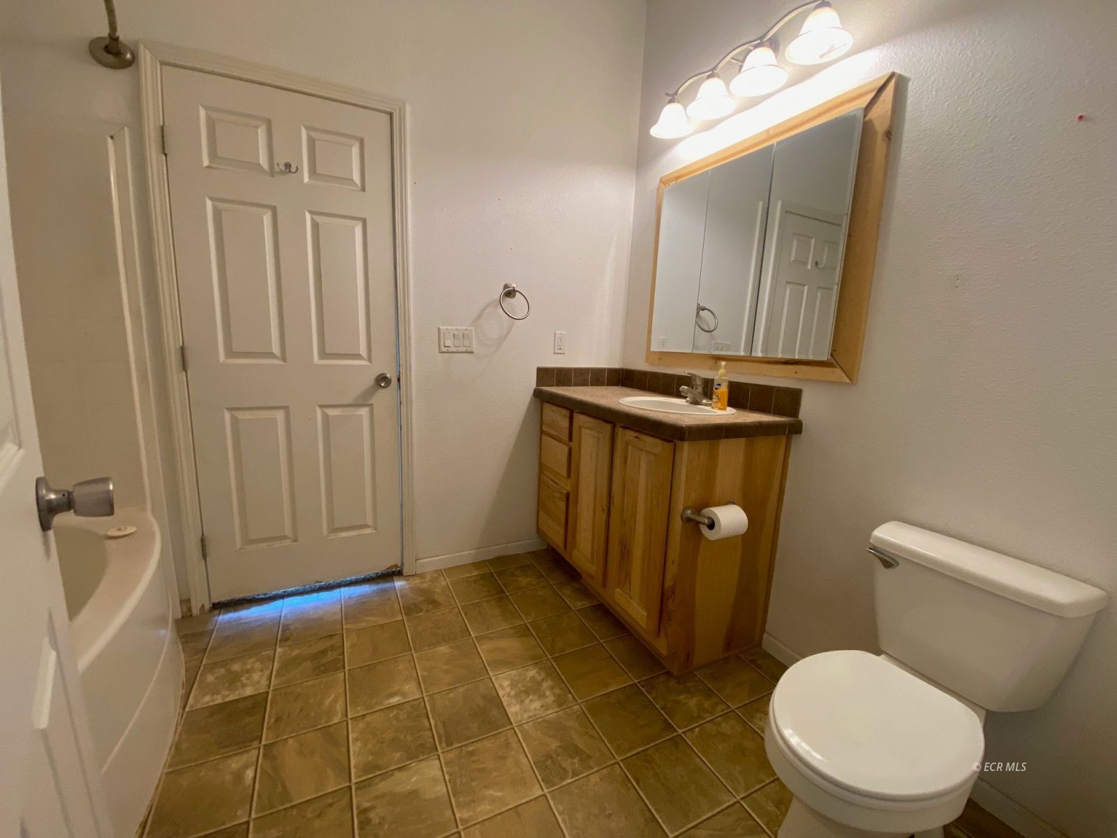 437 Moor Avenue Property Photo 22