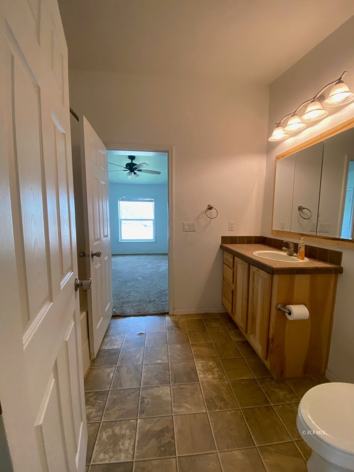 437 Moor Avenue Property Photo 23