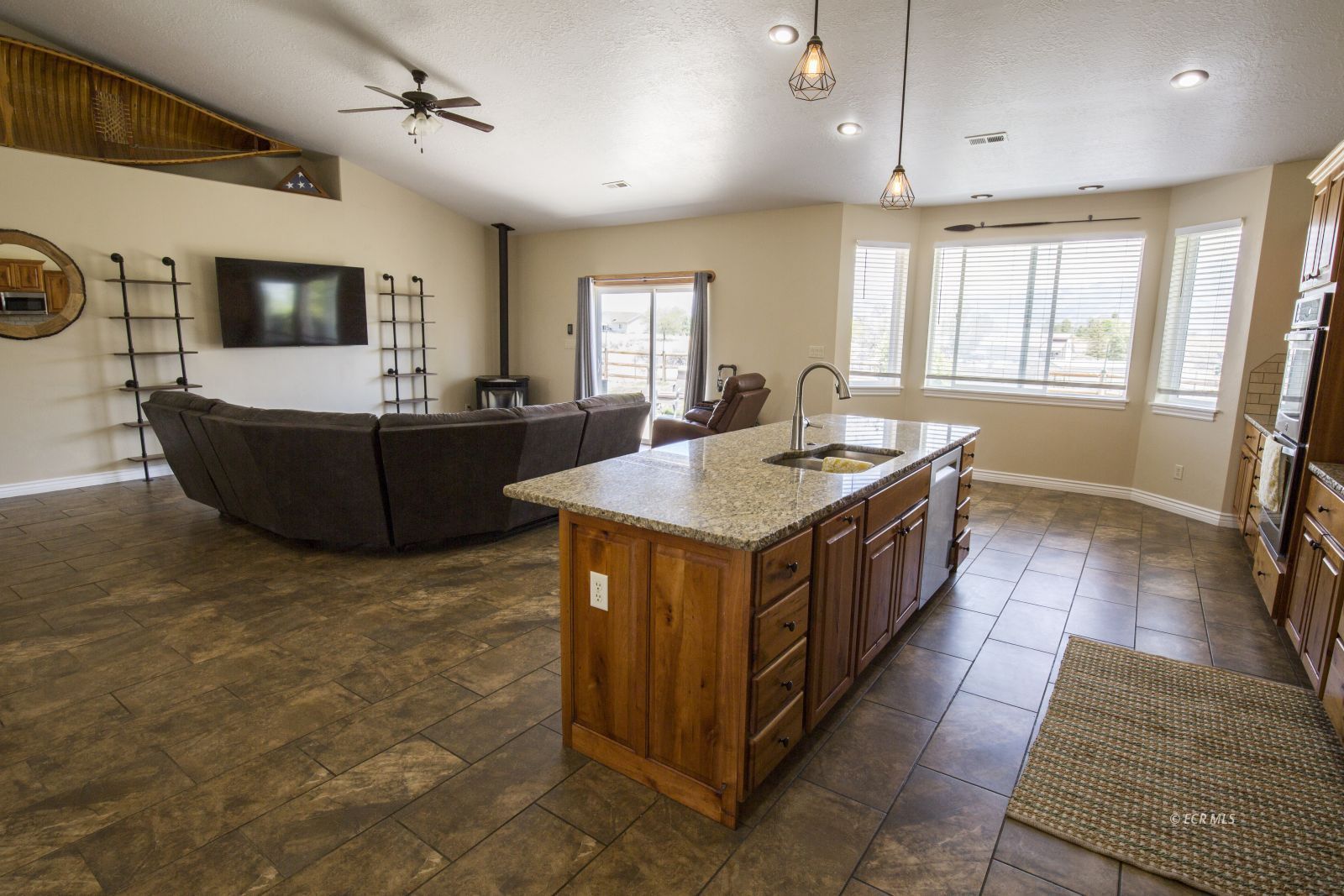 705 Spring Creek Parkway Property Photo 13