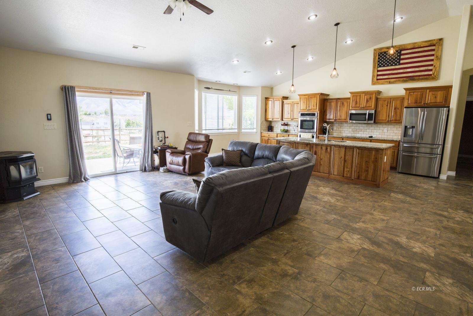 705 Spring Creek Parkway Property Photo 14