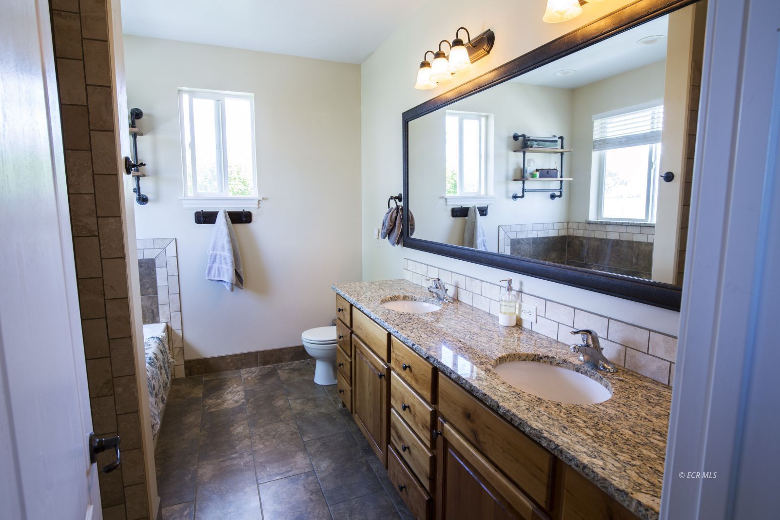 705 Spring Creek Parkway Property Photo 16