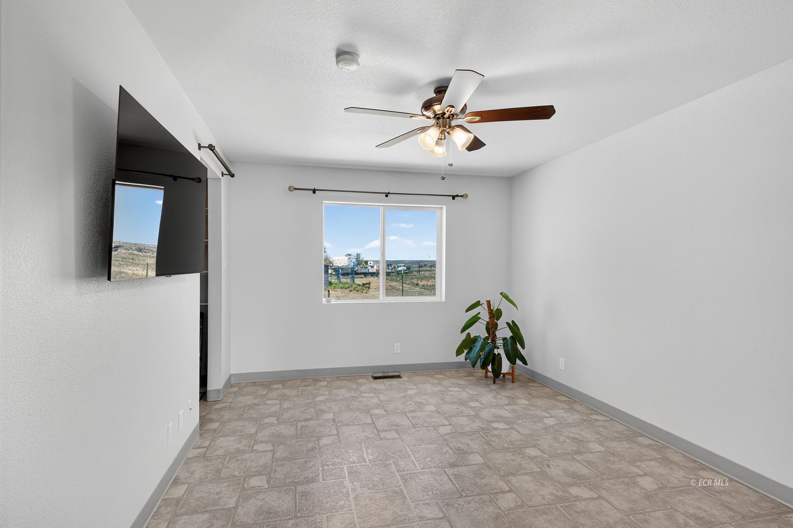 140 Birchwood Drive Property Photo 27