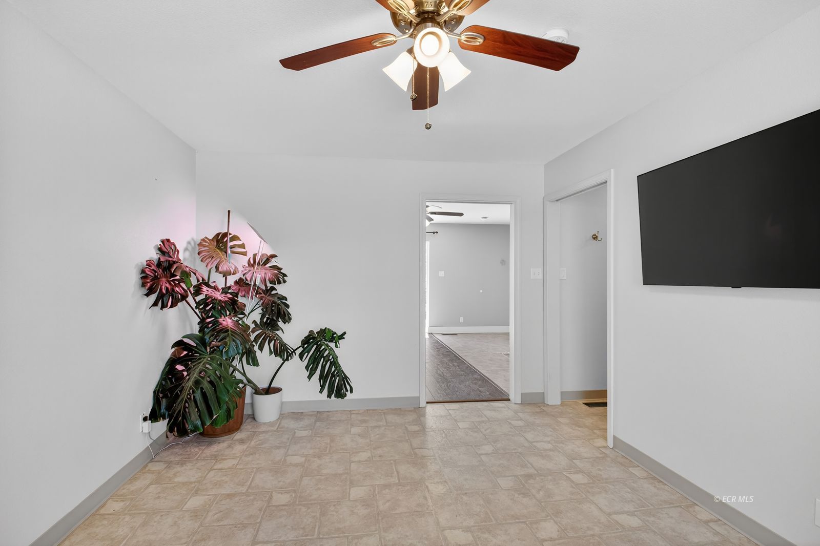 140 Birchwood Drive Property Photo 29