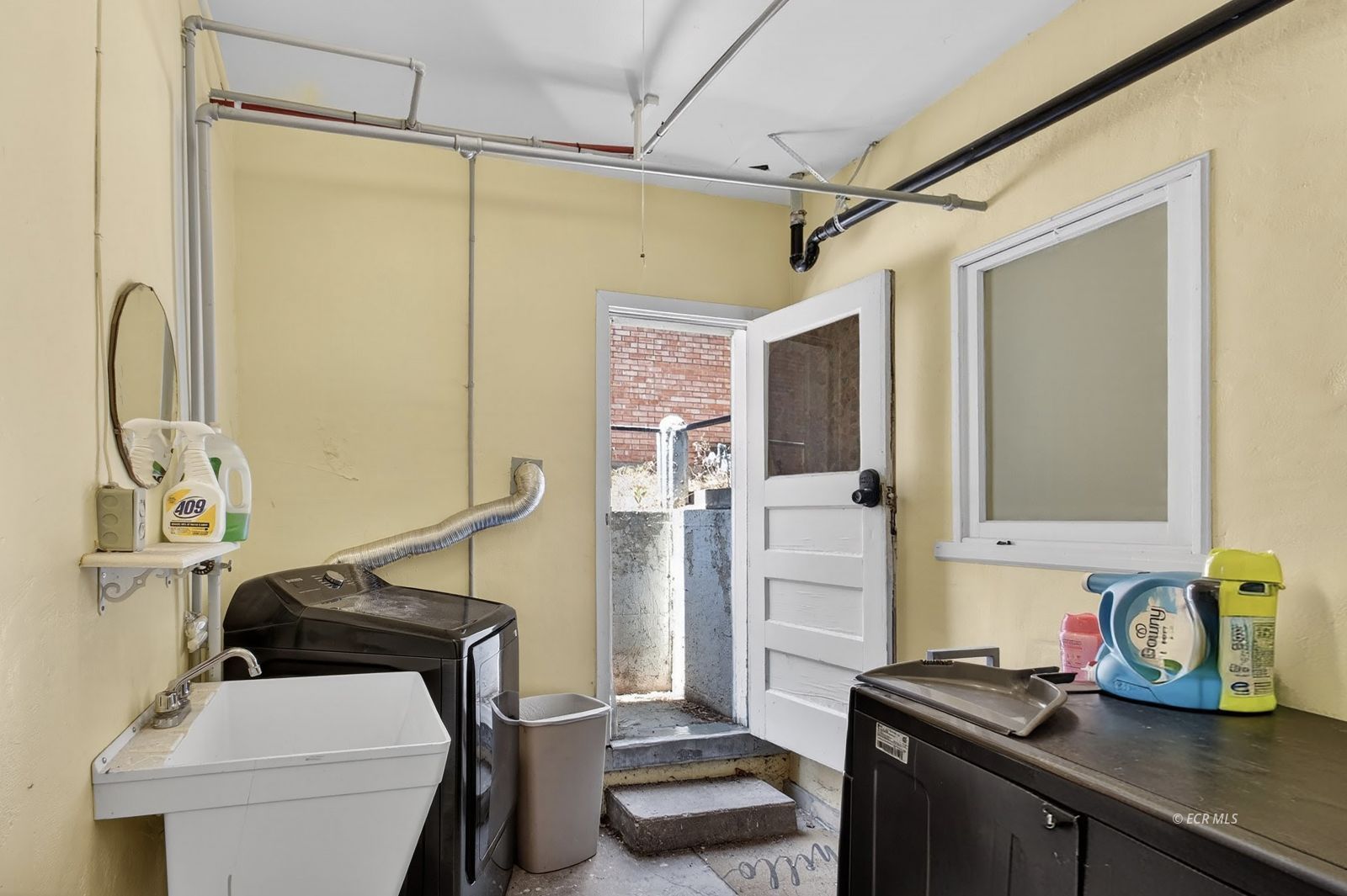 116 Court Street Property Photo 26