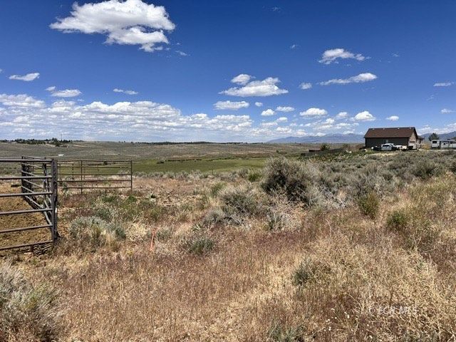 465 Foxridge Drive Property Photo 2