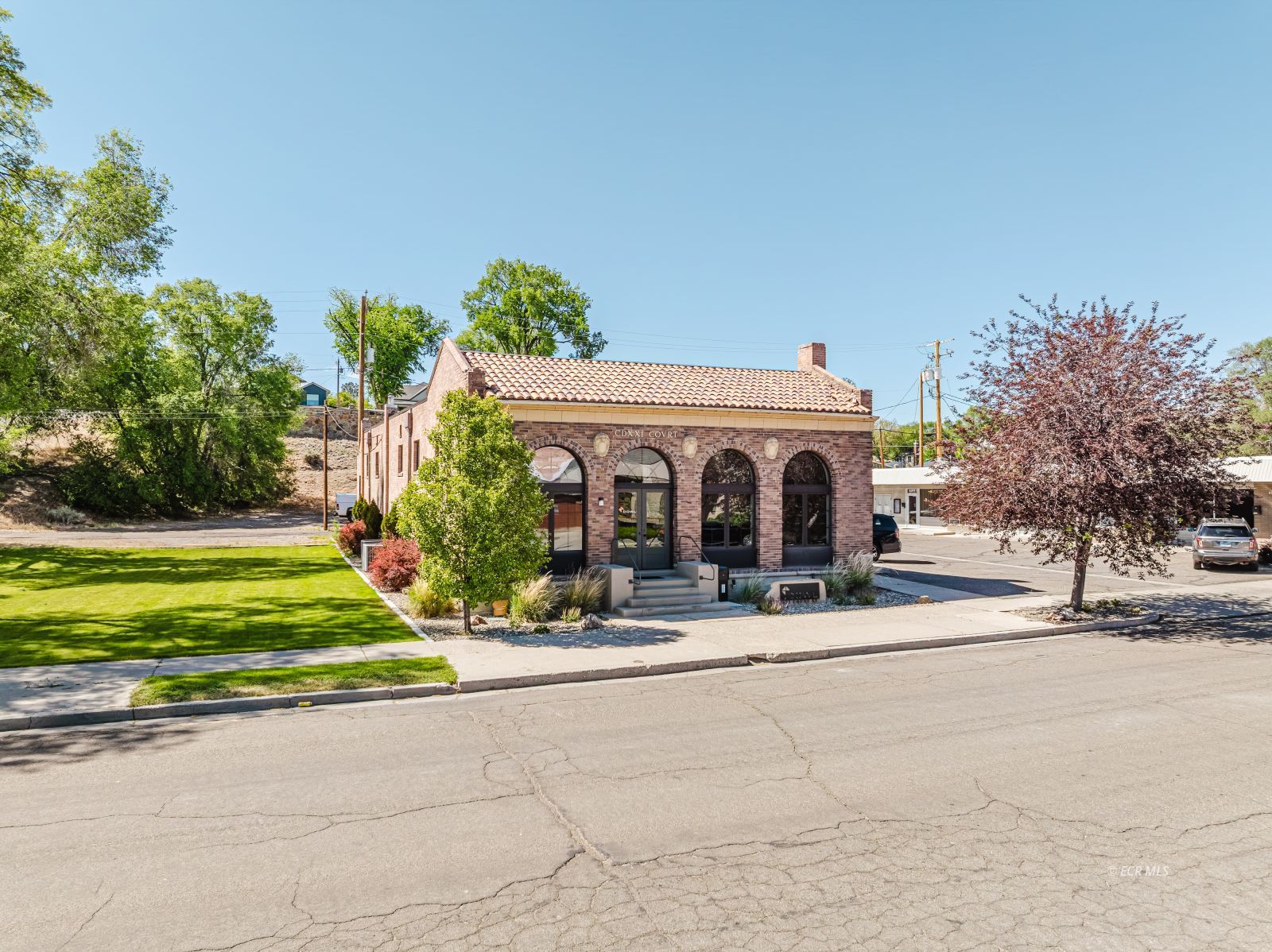 421 Court Street Property Photo 1