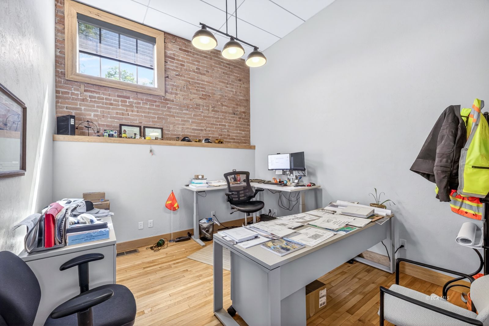 421 Court Street Property Photo 12