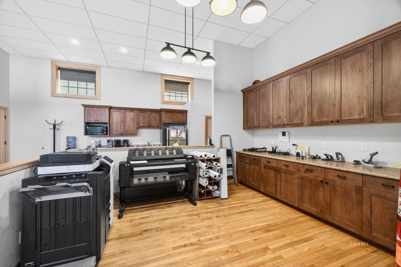421 Court Street Property Photo 19
