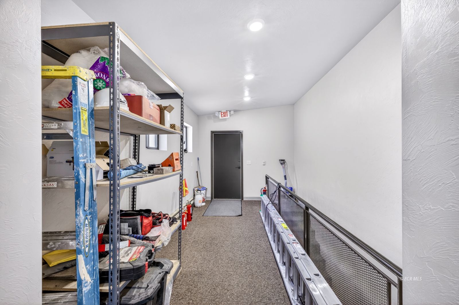 421 Court Street Property Photo 26