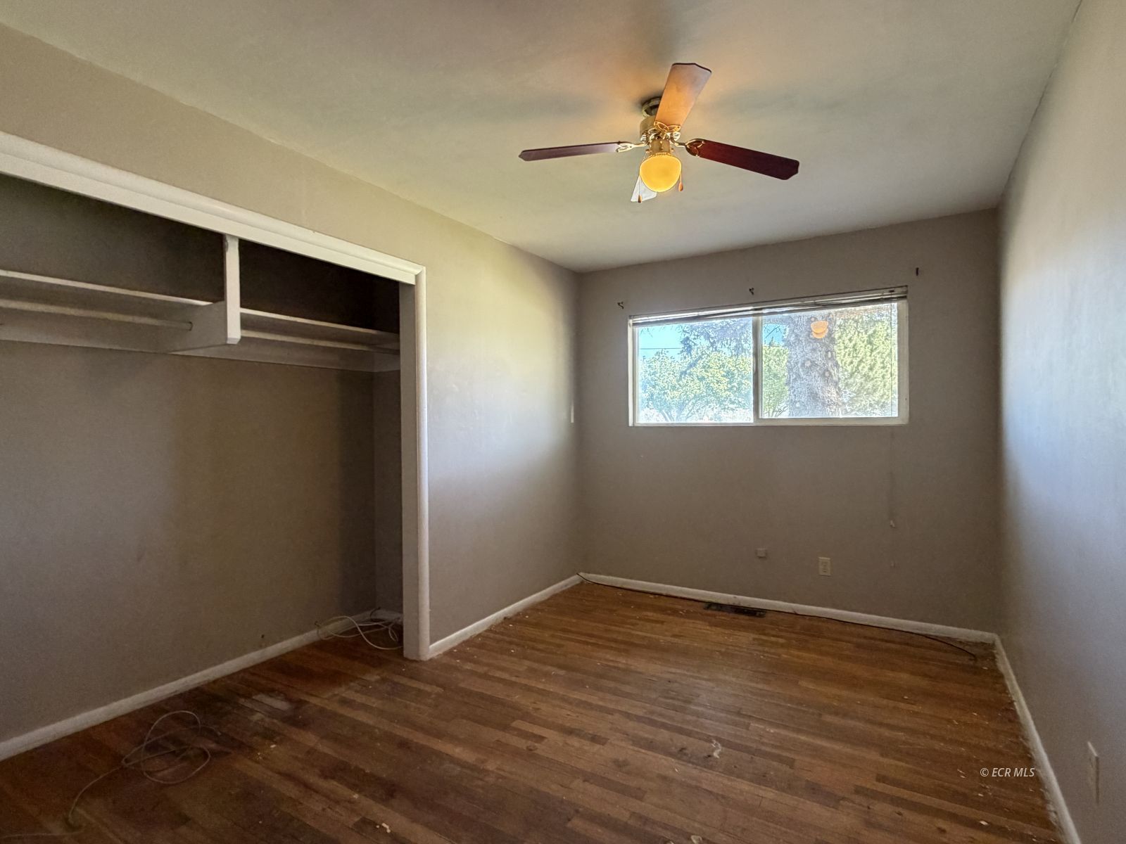 328 Baker Street Property Photo 11