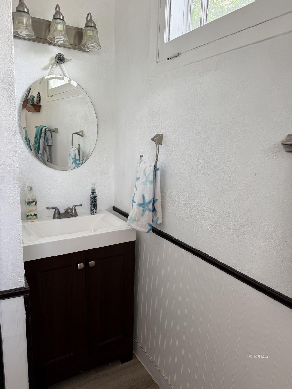 430 Walnut Street Property Photo 13