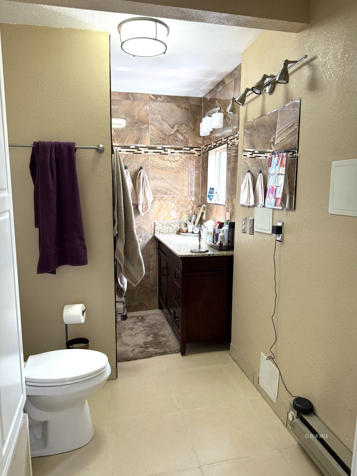 430 Walnut Street Property Photo 18
