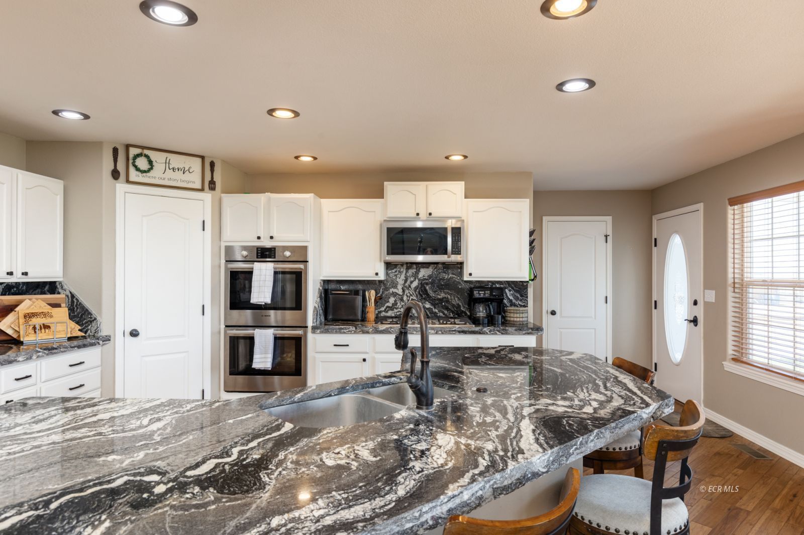 685 Diamondback Drive Property Photo 12