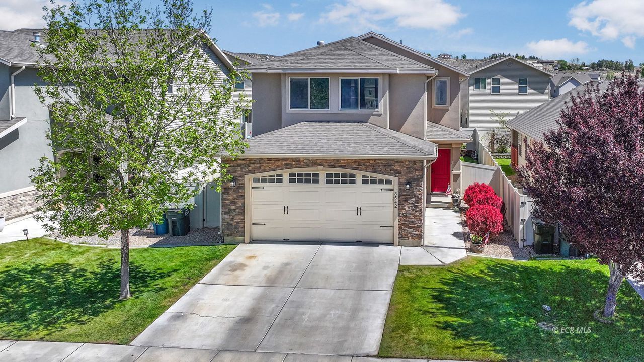 3542 Autumn Colors Drive Property Photo 2