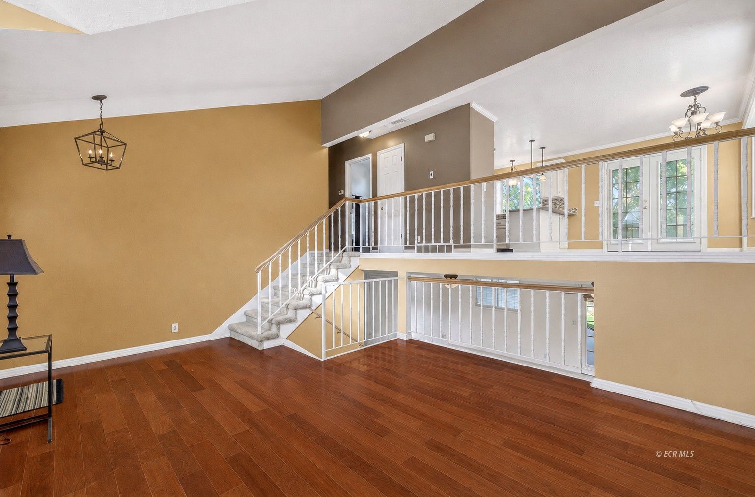 2154 Sierra Drive Property Photo 7