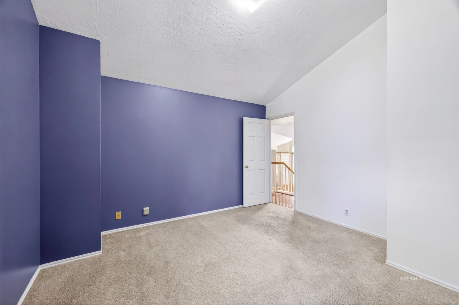 2154 Sierra Drive Property Photo 18