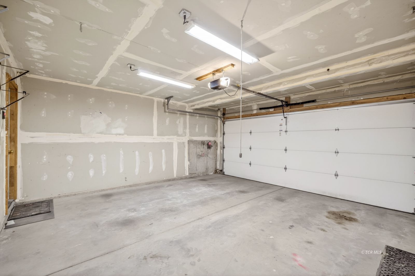 2154 Sierra Drive Property Photo 41