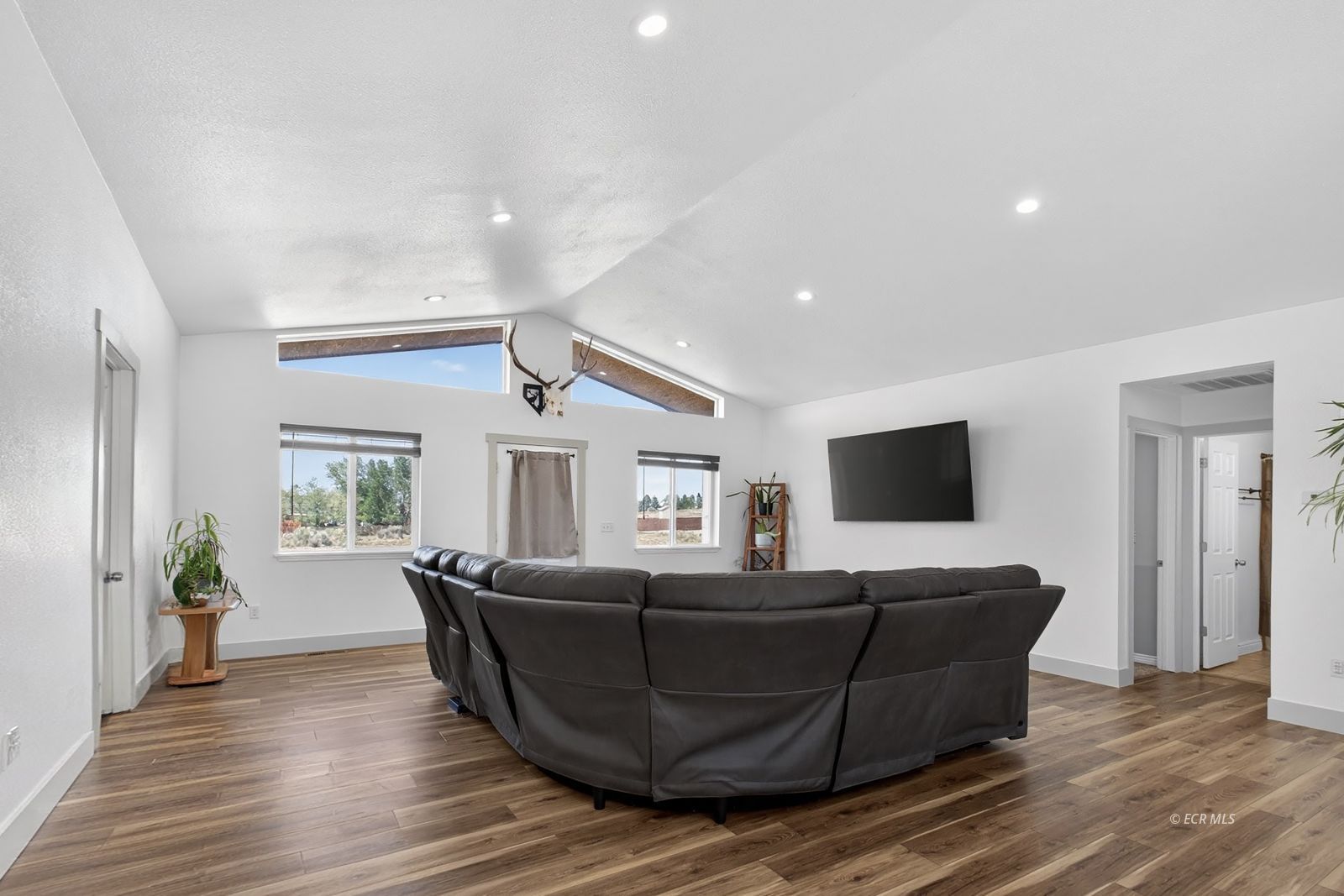 456 Croydon Drive Property Photo 7