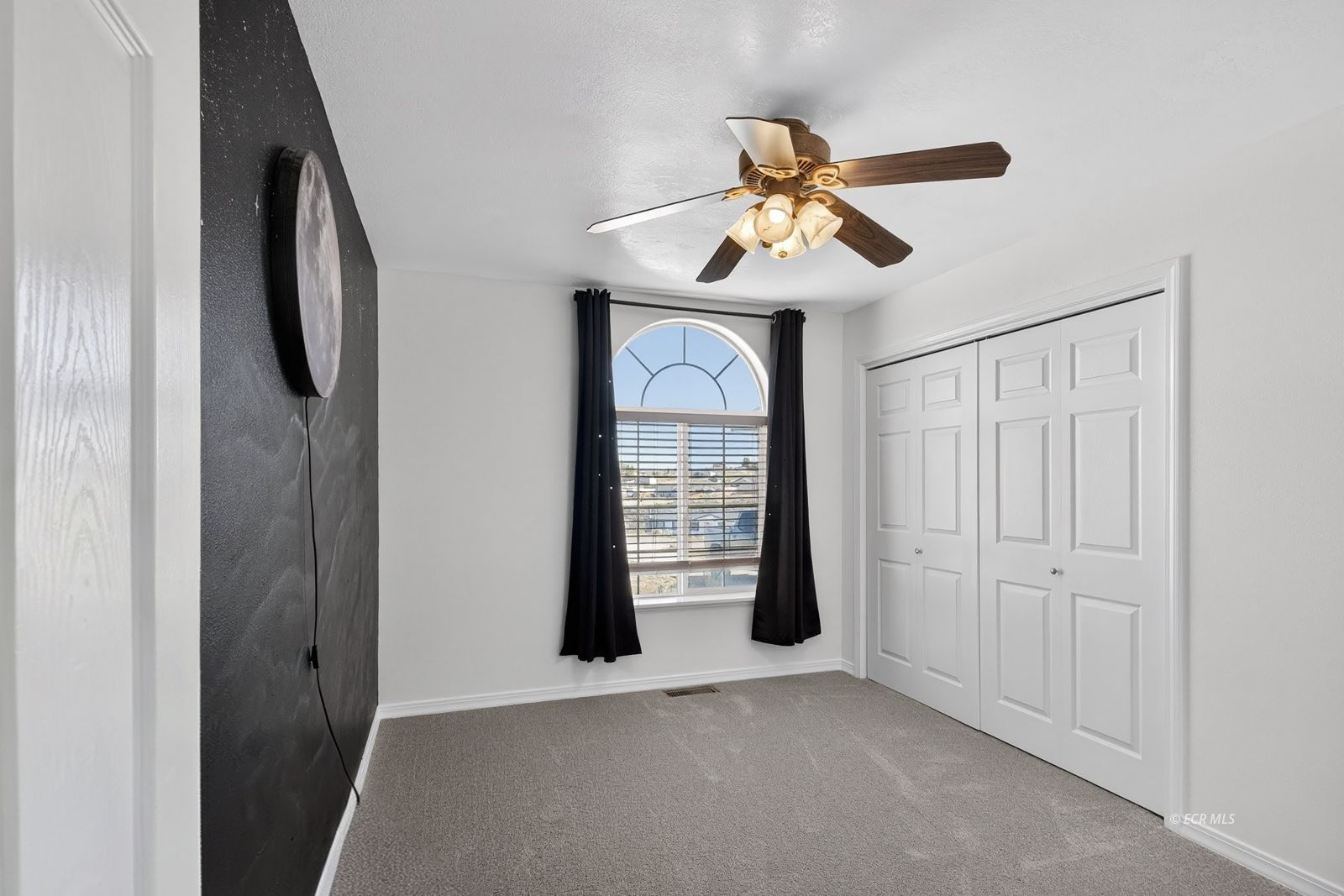 154 Country Club Parkway Property Photo 18